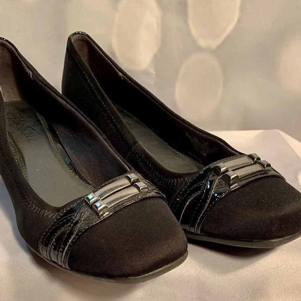 BLACK LIFE STRIDE SLIP ON WEDGES SIZE 7.5